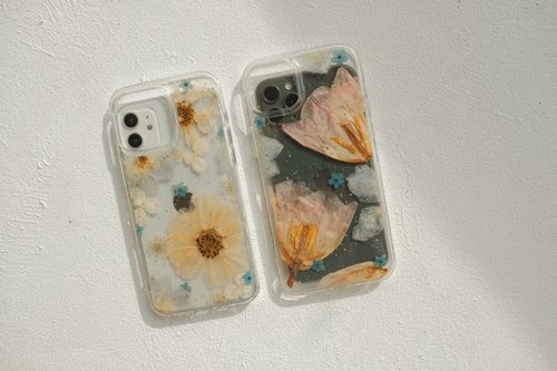 偷花賊 ❁ Flower Thief 出國前現貨特惠 / iPhone15 plus 押花手機殼 壓花 手作 滴膠 保