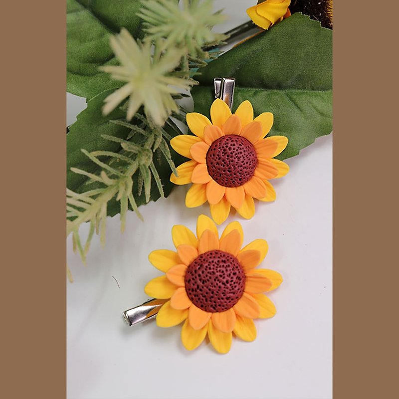 Sunshine Angel Sunflower Hairpin - เครื่องประดับผม - ดินเหนียว สีส้ม