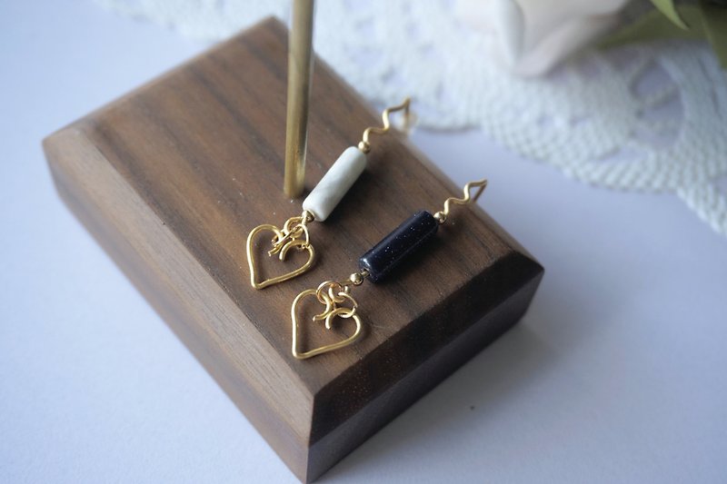 Irregular - Heartbeat line earrings - Earrings & Clip-ons - Other Materials Gold