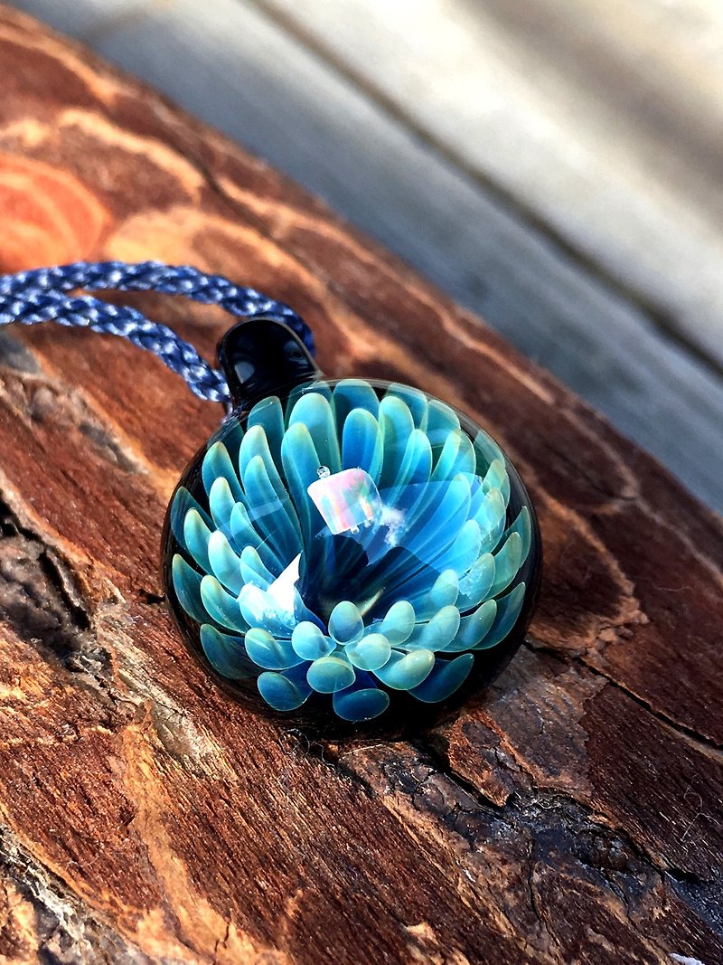 boroccus handmade glass pendant - สร้อยคอ - แก้ว สีน้ำเงิน