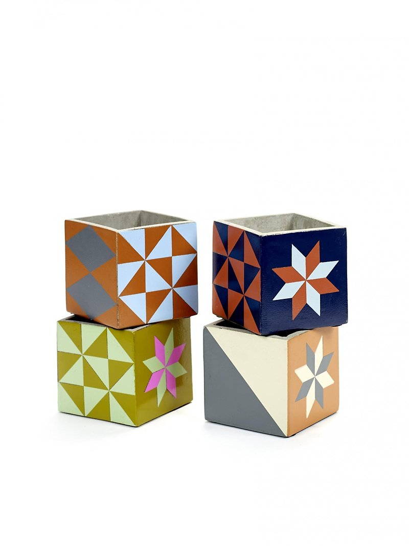 【比利時 SERAX】Marie 幾何拼色水泥方型盆器 (隨機出貨) - 花瓶/花器 - 水泥 
