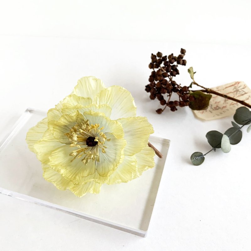 Corsage. Bright yellow, Poppy. - Corsages - Silk Yellow