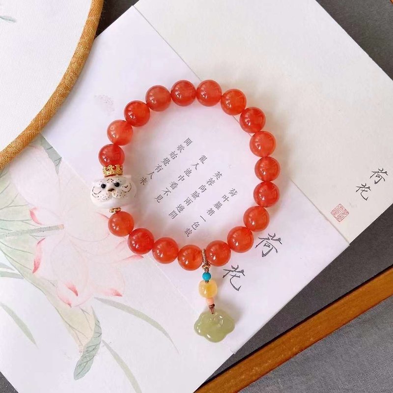 Natural raw ore Baoshan Nanhong Genfu Xiaobaihu design handheld bracelet fs - สร้อยข้อมือ - เครื่องประดับพลอย สีแดง