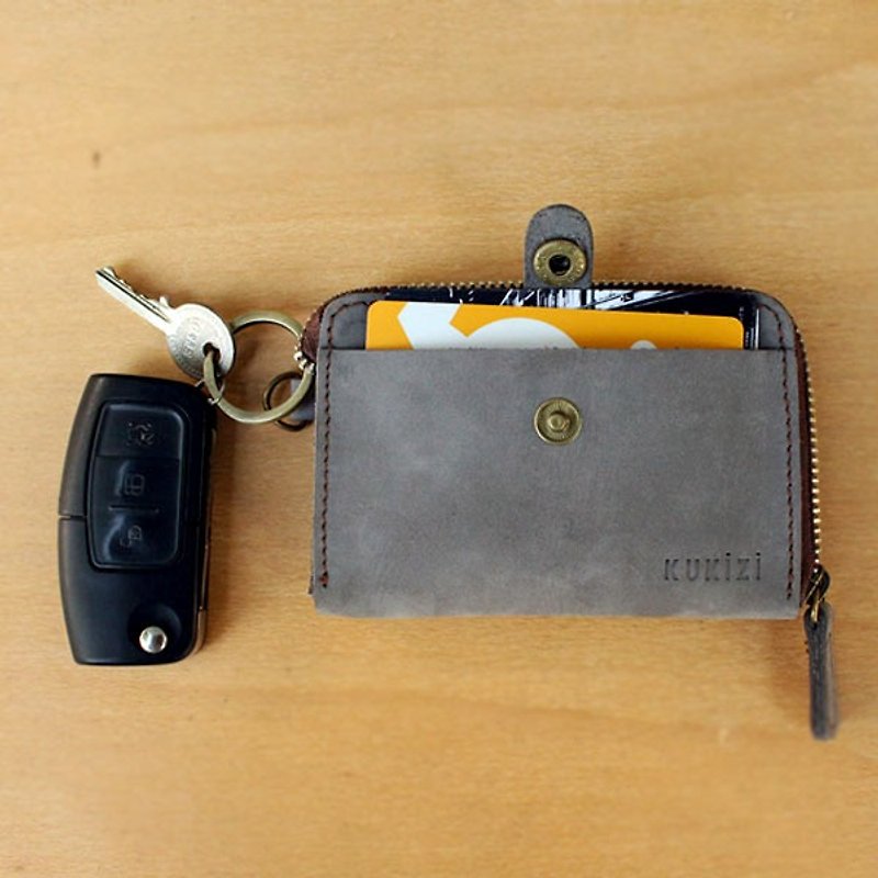Key Case - F1 สีเทาอ่อน / Key Holder / Key Ring / Key Bag (Genuine Cow Leather) - ที่ห้อยกุญแจ - หนังแท้ สีเทา
