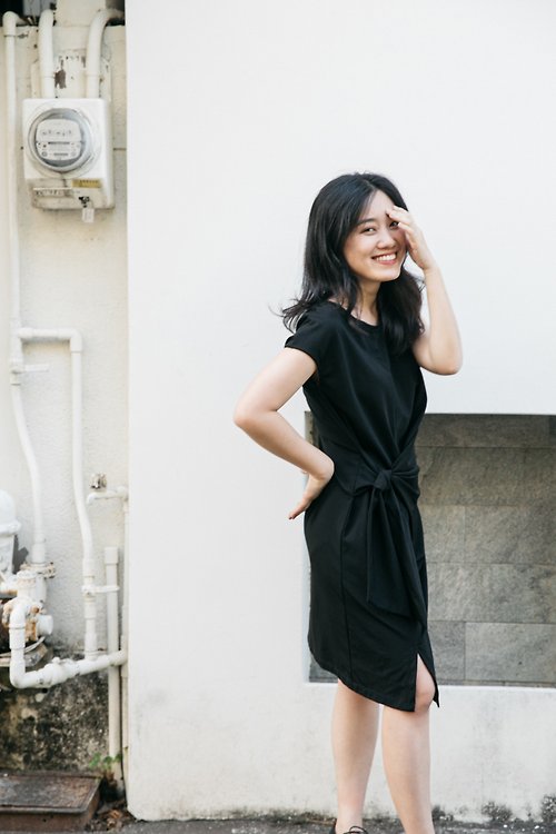 Minami Asa 英倫黑色綁帶短洋裝