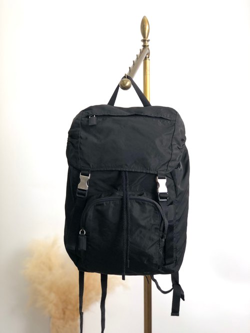 Prada vintage nylon リュック PRADA（プラダ）のバックパック リュックサック Re-Nylon
