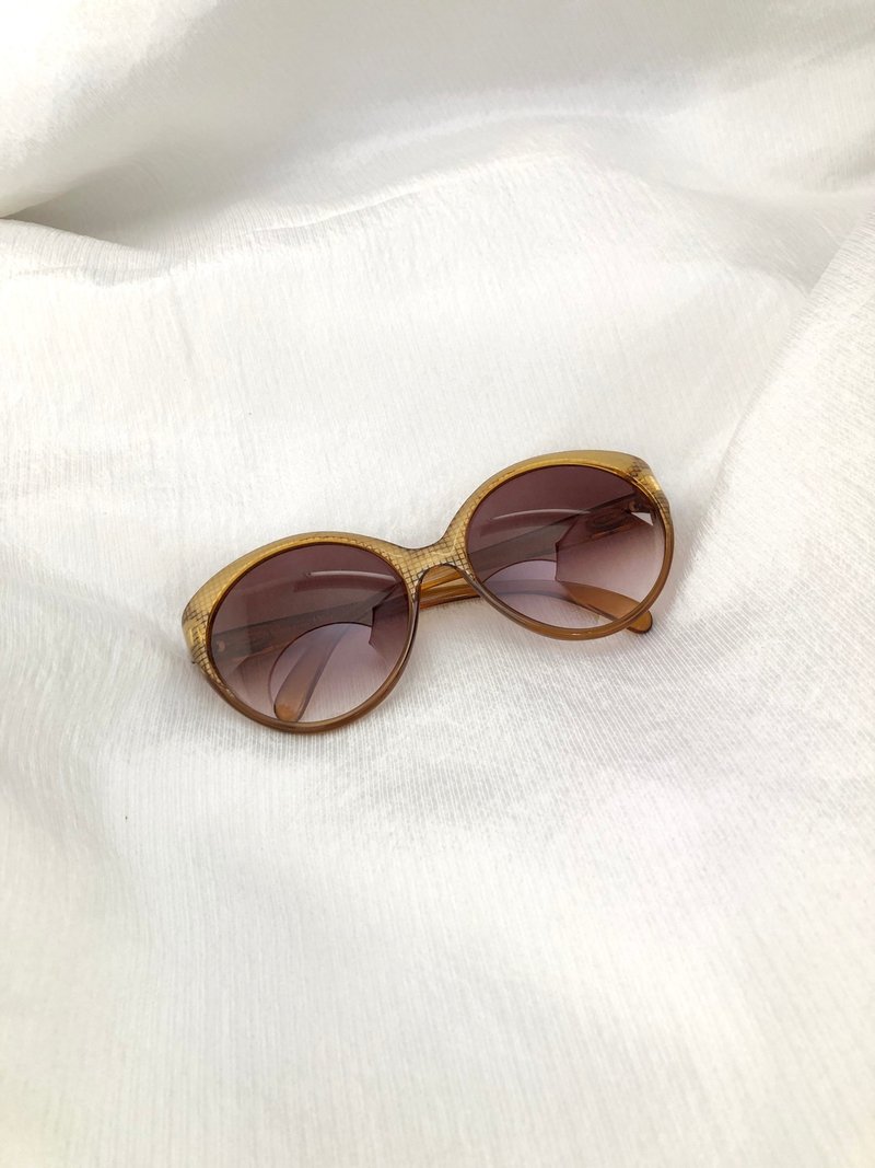 【 日本直送　名牌中古包 】Christian Dior クリスチャン ディオール サングラス ベージュ CDロゴ vintage ヴィンテージ wm5r8j - 太陽眼鏡/墨鏡 - 其他材質 咖啡色