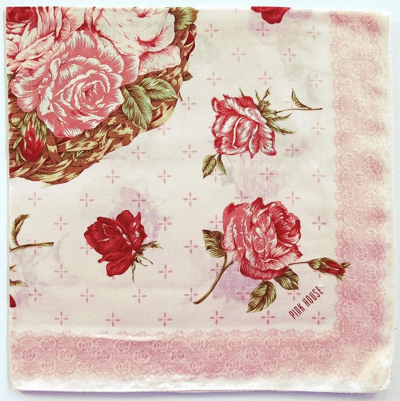 Pink House Vintage Handkerchief Roses Bouquet 23 x 22.5 inches - ผ้าพันคอ - ผ้าฝ้าย/ผ้าลินิน สึชมพู