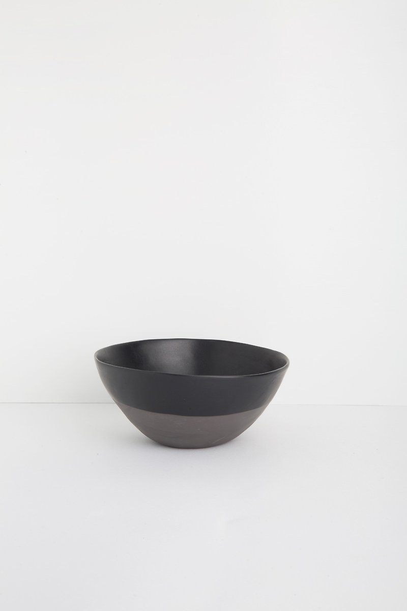 Large Bowl Mono 1.0 Collection - Teapots & Teacups - Pottery Black