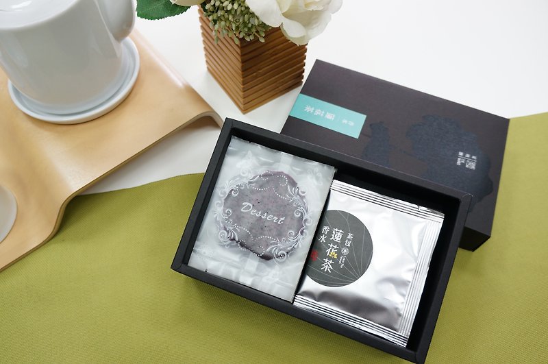 Lotus Tea Series / Perfume Lotus Tea Tea Bag - Fireworks Gift Box / Dragon Fruit Dry / New Year Gifts - Tea - Plants & Flowers 