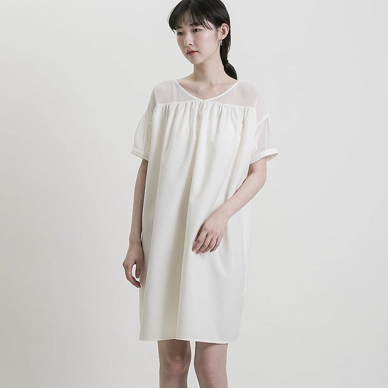 Dreamlike_ Dreamlike stitching spinning dress _9SF100_米白 - One Piece Dresses - Cotton & Hemp White