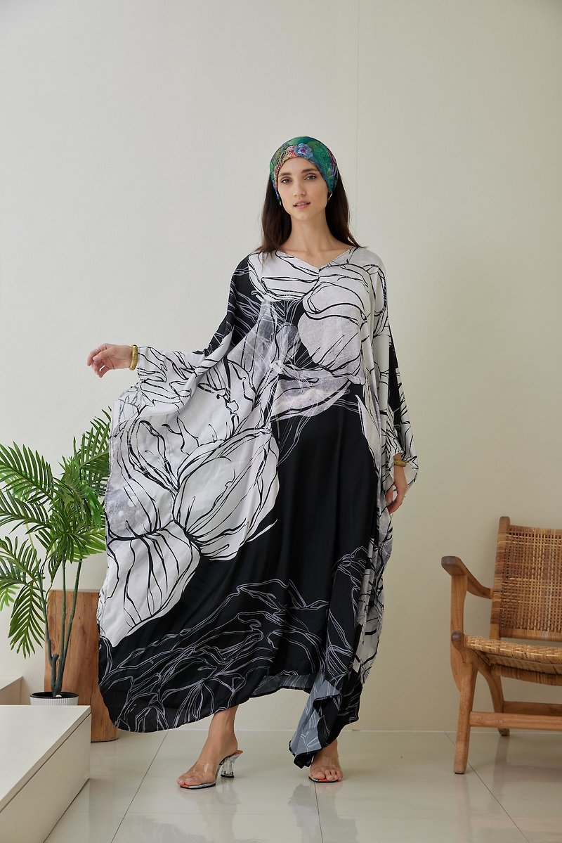 Vintage Tiedye Silk Gold Leaf Kaftan Dressing Gown, New Designer Kaftan Maxi - One Piece Dresses - Silk Black