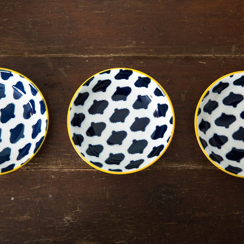 SECRETS SECLUSION OF SAGE / geometric little dish - Small Plates & Saucers - Porcelain Blue