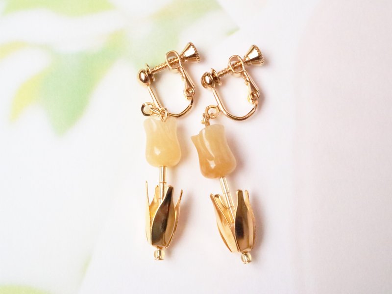 花痴的鬱金香耳夾黃精緻搖曳的花痴可愛橙米黃色春天 3D 逼真方解石文石 - 耳環/耳夾/耳骨夾 - 半寶石 黃色