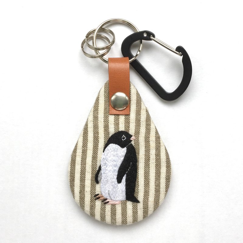 Adélie penguin embroidery keychain: striped pattern - Keychains - Thread Gray