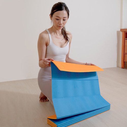 USHaS‧Yoga Healing】Light Storage 12 Folding Yoga Mat 6mm - Cream Light  Yellow New Color Two-color - Shop USHAS Yoga Mats - Pinkoi