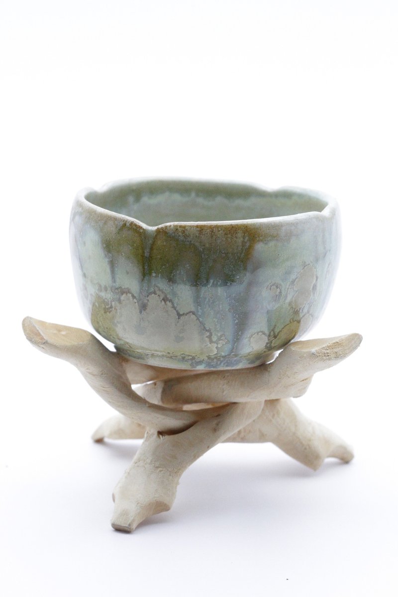 Hand-drawn magic green petal-shaped small tea cups/candle holders 6 (special price with minor flaws) - ถ้วย - ดินเผา สีเขียว