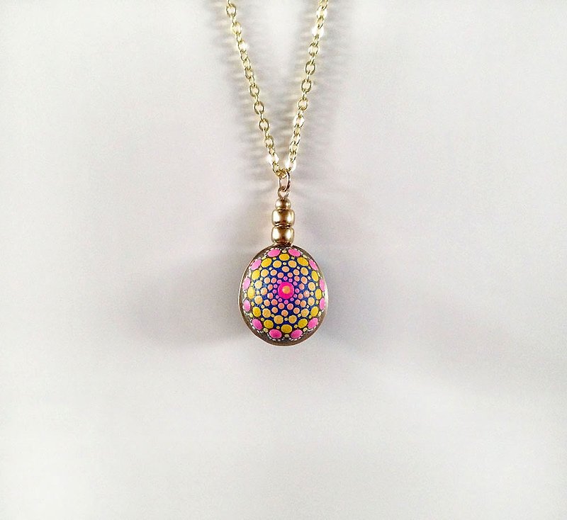 Strawberry milkshake  handmade brass Mandala stone pendant necklace - Necklaces - Other Metals Pink