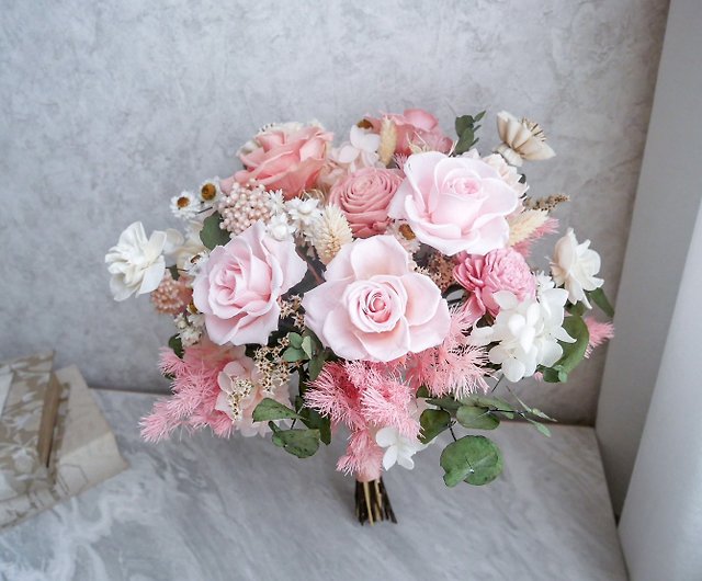 Never-withering dried flowers] light pink white never-withering rose  hydrangea natural semicircular bouquet - Shop Amanda Floral Design Dried  Flowers & Bouquets - Pinkoi