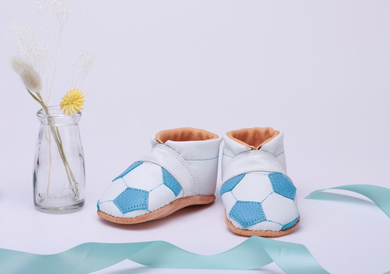 Personalized baby shoes  First shoes  Football 11cm 12.5cm 13.5cm 15cm - Baby Shoes - Genuine Leather White