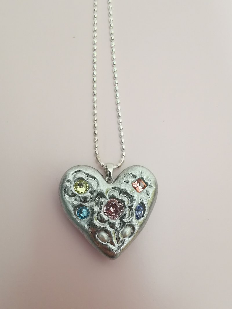 /mine/ custom necklace - Necklaces - Resin Multicolor