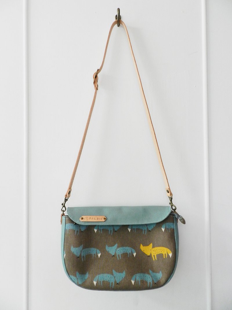 No. 8 canvas series imported from Japan~Fox flip zipper saddle bag/half moon bag/shoulder bag/crossbody bag - Messenger Bags & Sling Bags - Cotton & Hemp Multicolor