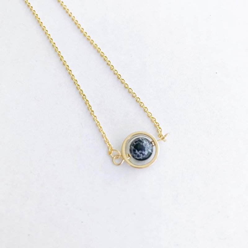 Minimalist fine round black stone pine stone necklace Necklace Planet Necklace necklaces Christmas gifts birthday gift - สร้อยติดคอ - โลหะ สีดำ