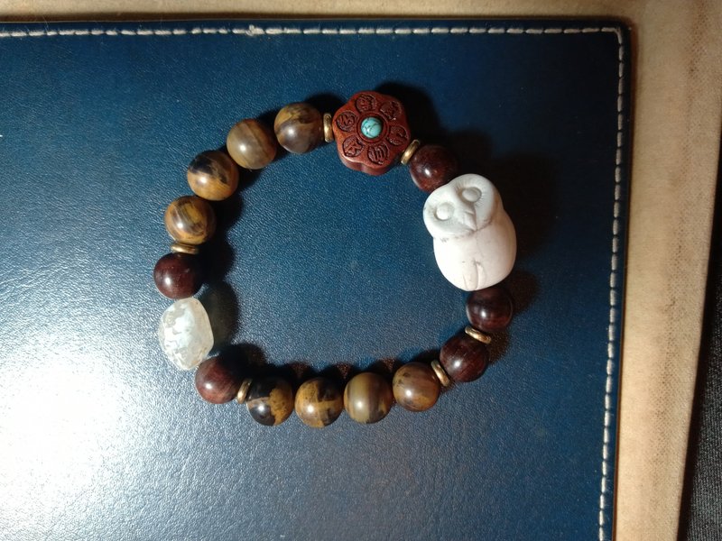 Bead carving bracelet - Owl Taiwan Snowflake Jade + White Chalcedony + Wooden Jade + Rosewood + Rosewood + Bronze - Bracelets - Jade White