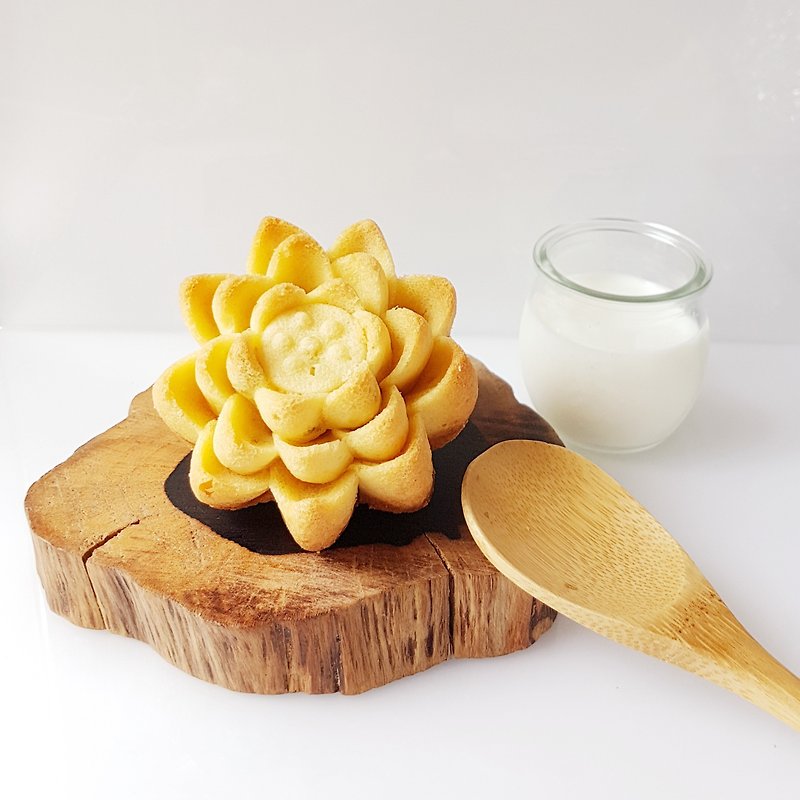 Lotus Pound Cake 2 pcs / per kit - Cake & Desserts - Fresh Ingredients Yellow