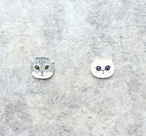 Pista丘 Pista丘手繪耳環 / 動物-折耳貓+白貓