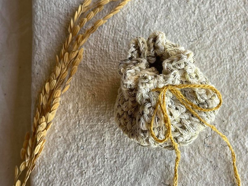 ライフポケットの編み物ブーケ-肥沃な土壌 - 小銭入れ - コットン・麻 