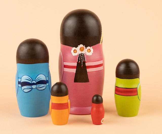 Nesting dolls Japanese nesting doll Matryoshka doll Montessori