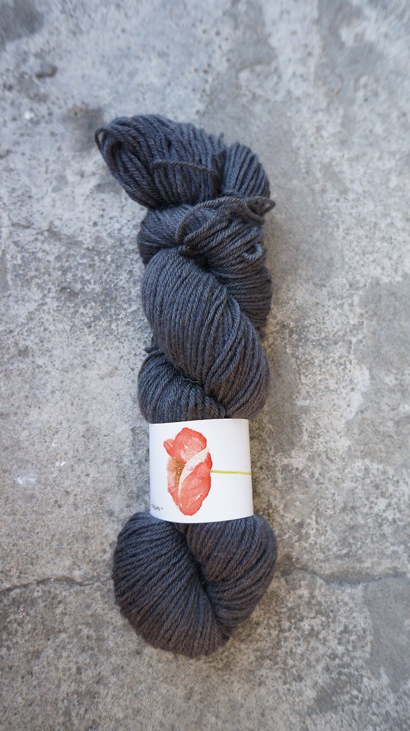 Hand-dyed lines. Night black. 100% blue face sheep (Sport) - Knitting, Embroidery, Felted Wool & Sewing - Wool 
