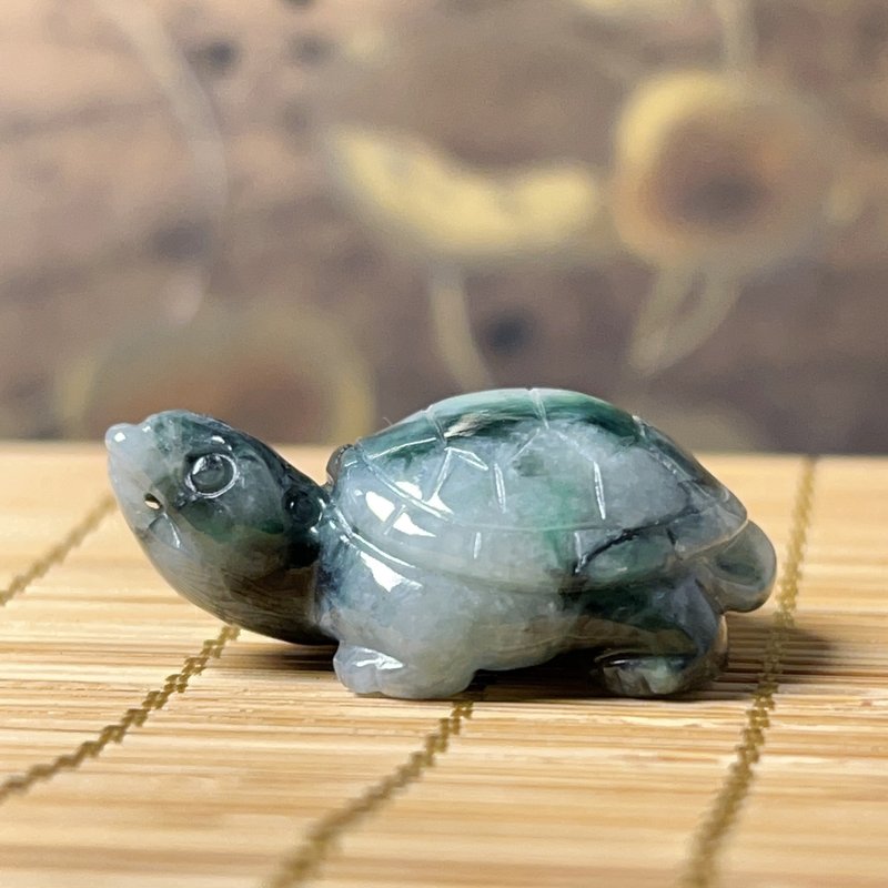 [Auspiciousness & Longevity] Jadeite Turtle with Floating Flowers | Natural Burmese Grade A Jadeite | Gift - พวงกุญแจ - หยก สีใส