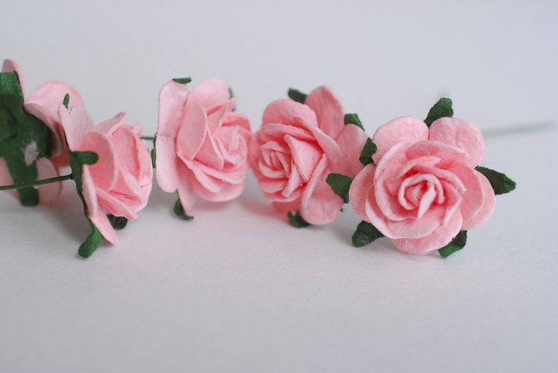 Paper Flower, 50 DIY supplies pieces mulberry rose size 2.0 cm., pink color. - 其他 - 紙 白色