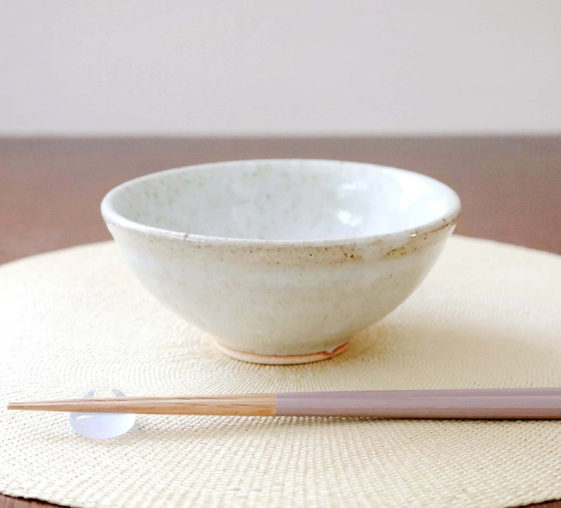 Small bowl with straw ash glaze - ถ้วยชาม - ดินเผา สีกากี