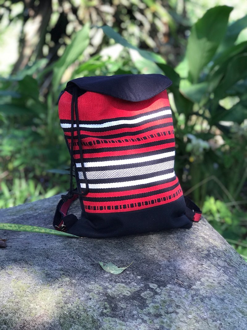 Aboriginal hand-weaving backpack 35×30 cm - กระเป๋าเป้สะพายหลัง - ผ้าฝ้าย/ผ้าลินิน สีแดง