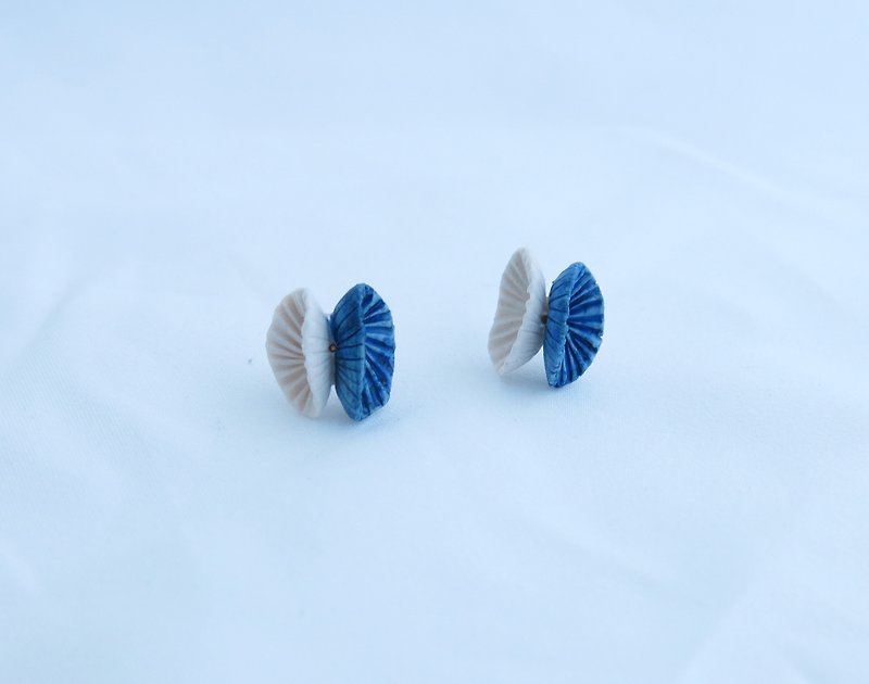 Papillon butterfly white porcelain sterling silver earrings/half blue - Earrings & Clip-ons - Porcelain Blue