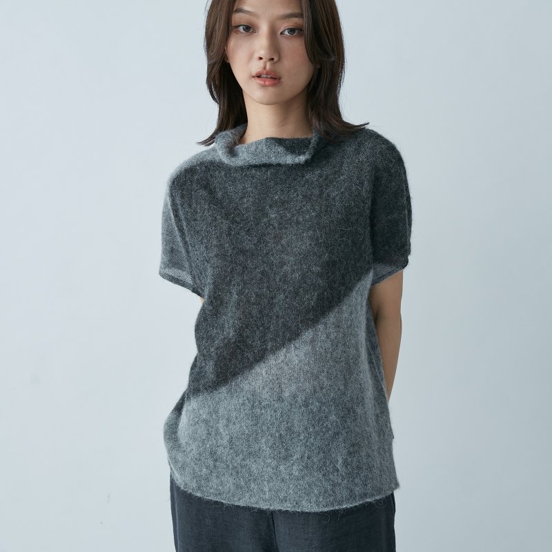 Color block two-wear short-sleeved alpaca sweater - black and gray - Women's Sweaters - Wool Gray