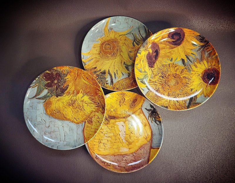 Local Design - Van Gogh Sunflower Plate Set of 4 - จานและถาด - ดินเผา สีเหลือง