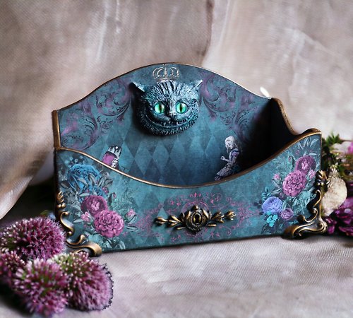 HelenRomanenko Alice in Wonderland Mail Organizer jewelry box Cheshire cat Baby keepsake box