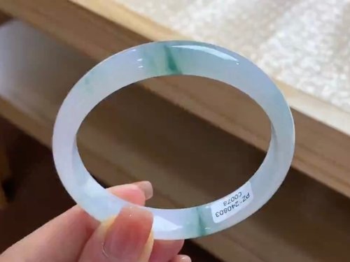 Good Morning Studio 冰種翡翠天然翡翠玉鐲A玉手鐲 玉鈪 • 冰種絲帶飄花翡翠福鐲