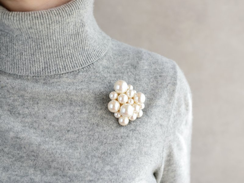 [Brooch] Pearl Volume Bubble - Large - เข็มกลัด - ไข่มุก ขาว