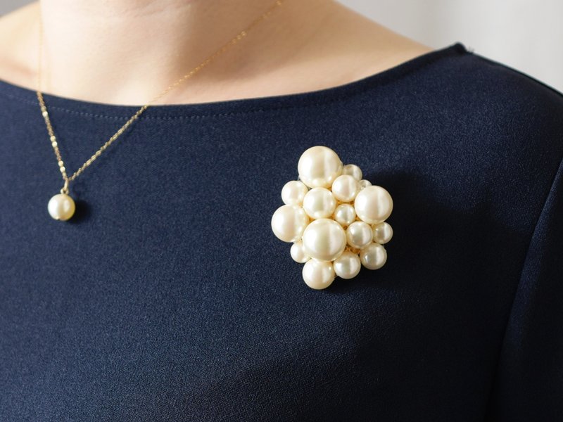 【ブローチ】パール ボリューム 泡・大 - ブローチ - 真珠 ホワイト