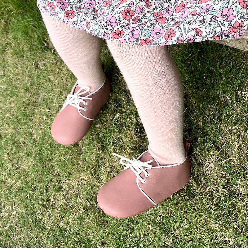 Derby (piping style) flat children's shoes with dreamy blue laces - รองเท้าบัลเลต์ - หนังแท้ สึชมพู