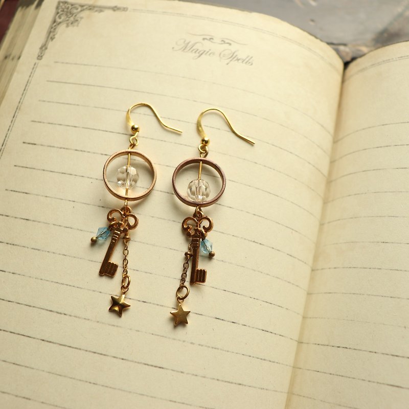 Elegant and cute ring key star earrings / Clip-On