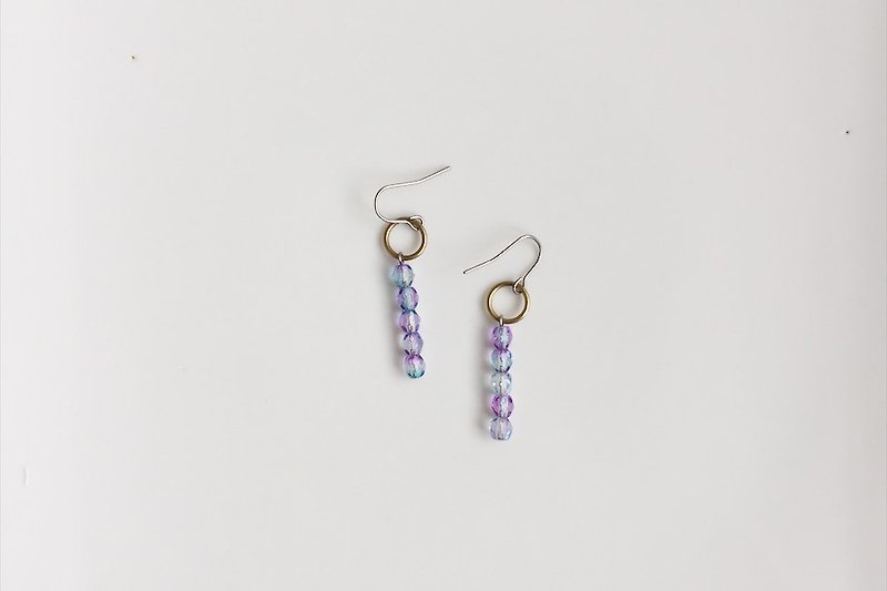 Purple Hibiscus brass shape earrings - Earrings & Clip-ons - Glass Purple