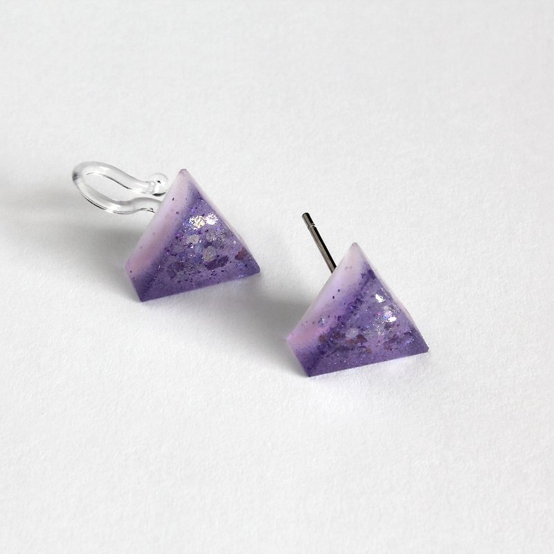 樹脂耳環 / 粼粼紫蘭 - 單隻 / 三角形 / 10 mm - 耳環/耳夾 - 樹脂 紫色