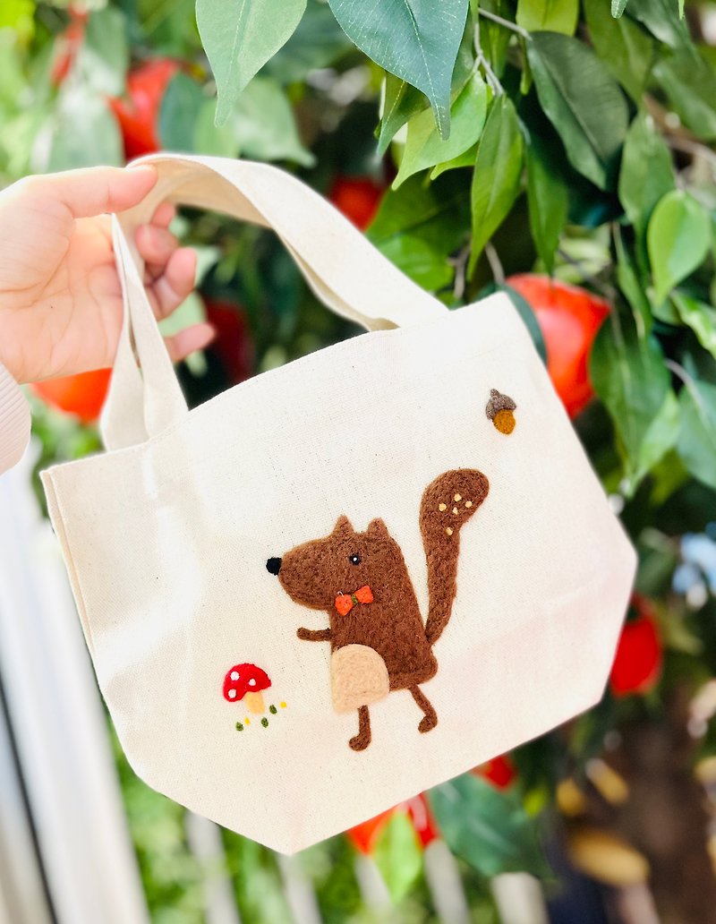 Gentleman squirrel wool felt embroidered bag/acorn drink cup cover - Handbags & Totes - Wool 