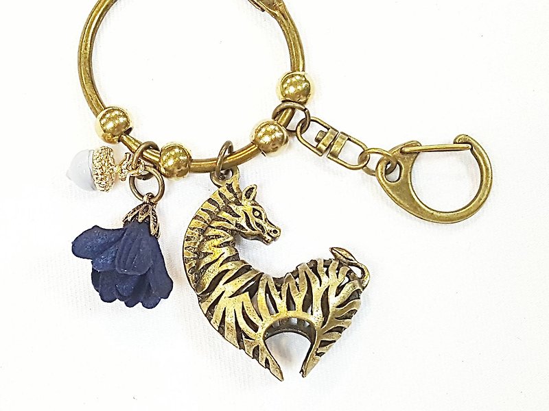 Paris*Le Bonheun. Fantasy forest series. Zebra in the zoo. Colorful acorn flowers - Keychains - Other Metals Pink